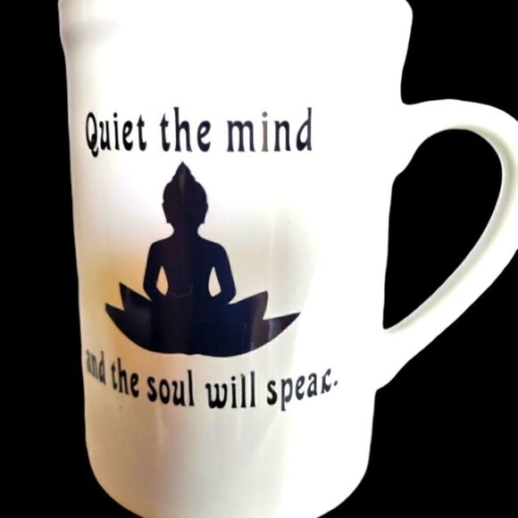 MUG  Royal Norfolk "Quiet The Mind & The Soul Will Speak" Blk& Wht - Picture 1 of 3